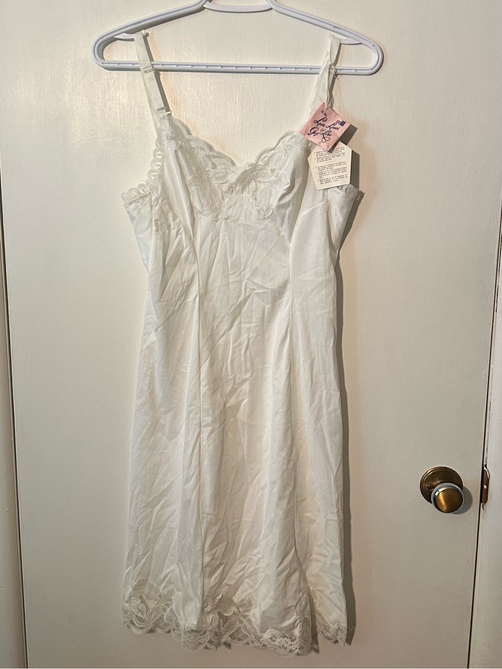 vintage NWT tricot by Burlington ivory nylon full slip floral lace trim delicate